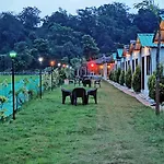 Rajaji Downtown Resort & Cafe