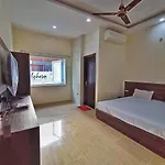 Skyhi Hostel
