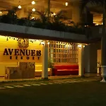 Avenue 18 Resort