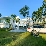 Vanantra Resort