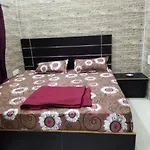 Om Ganga Guest House