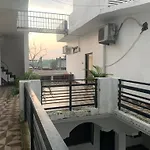 Labhanshu\'S Homestay