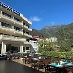 Hotel Dewa Retreat- A Himalayan Boutique Hotel