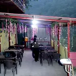 Ghumakkad Luxury Camps