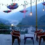 Ghumakkad Luxury Camps