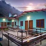 Creek Forest - Riverside Boutique Resort
