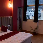 Spontrail Hostel