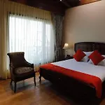 A Majestic Luxurious Villa Overlooking The Ganges