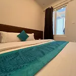 Hotel Yog Safari, Behind Parmarth Niketan
