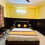 Hotel Manohar Rishikesh