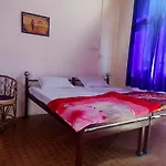 Anna Hostel Tapovan