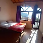Anna Hostel Tapovan