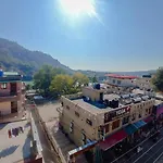 Anna Hostel Tapovan