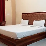 Hotel Shiv Ganga