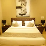 Sterling Palm Bliss - Rishikesh