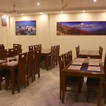 Leisure Palace Hotel