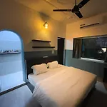 12 Monks Rishikesh Hostel