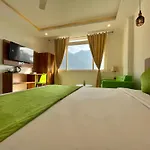 Wanna Stay Rishikesh