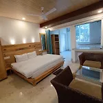 Hill Hoppers Hotel