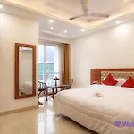 Hotel Dhakad Gold - Tapovan, Rishikesh