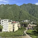 The Anand Hostel Tapovan