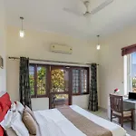Stayvista At Divine With River View & Library