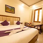 Perfectstayz B2L Hills Tapovan