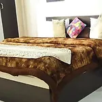 Fabhotel Kailash Residency