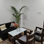 Ensquare Hotel - 2 Bedroom Apartments Near Laxman Jhula With Kitchen