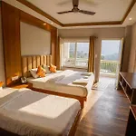 Hide-In Rishikesh, Laxman Jhula