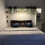 Cozy 2 Room Set Near Ganges