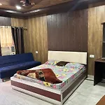 Divya Hotel