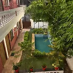 Hotel Nirmal Ganga
