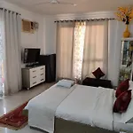 Aloha Apartments By Alka