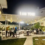 Shanti Hostel - Aesthetic Room With Netflix, & Ac In Upper Tapovan