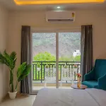 Perfectstayz Alpine Retreat