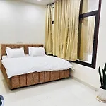 Mona Homestay