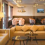 Stone Wood Hotel, Rishikesh