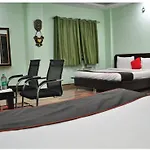 Hotel Atrium Inn