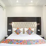 Fabhotel Madhuban Inn