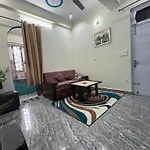 Elysium - The Himalayan & Ganges View Yoga Retreat