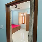 Diya Apartment