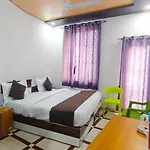 Shubhra Heights Rishikesh !! Near Laxman Jhulla # Near Bus Stand & Railway Station # Prime Location Tapovan