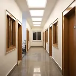 Hotel Harry