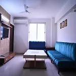 Aloha Terrace Apartment By Punianis
