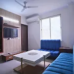 Aloha Terrace Apartment By Punianis