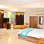 Hotel Prasanna Inn