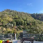 Blissful Stays Midsts Nature