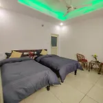 Blissful Stays Midsts Nature