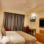 Aloha Divine Ganges Apartments With Infinity Pool